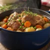 Navarin d'agneau en cocotte en fonte